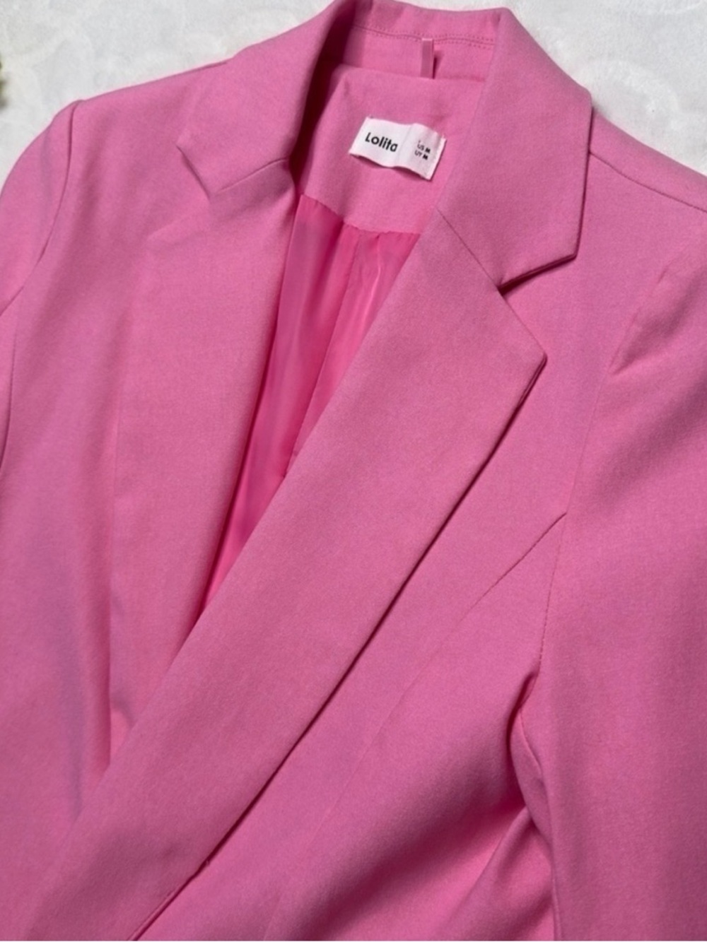 Lolita Caroline Open Front 3/4 Sleeve Oversized Blazer in Bubblegum Barbie Pink - Picture 4 of 5